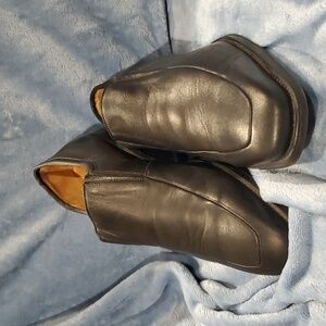 Magnanni black butter soft leather slip on square toe loafer